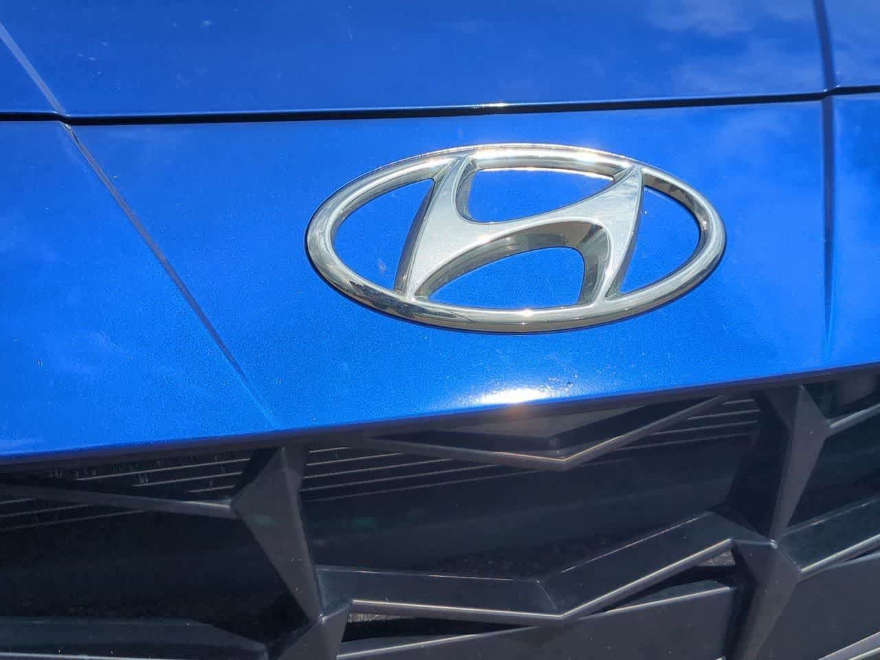 Used 2023 Hyundai Elantra N FWD image 11