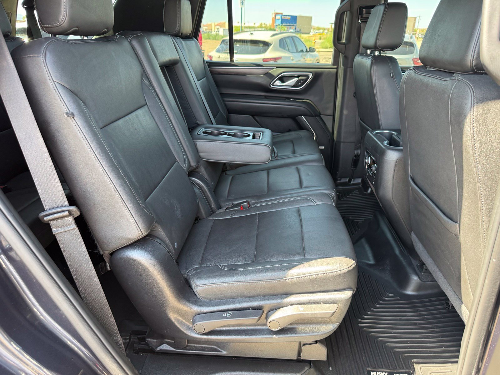 Certified 2022 Chevrolet Tahoe Z71 w/ Luxury Package AWD/4WD image 42