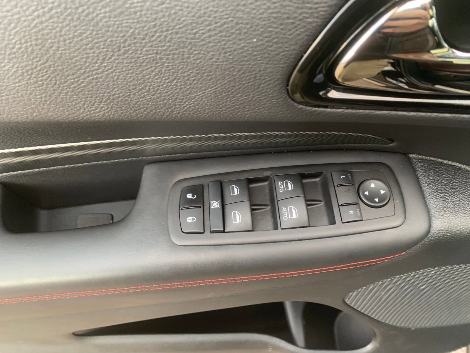 Used 2024 Dodge Durango R/T image 12