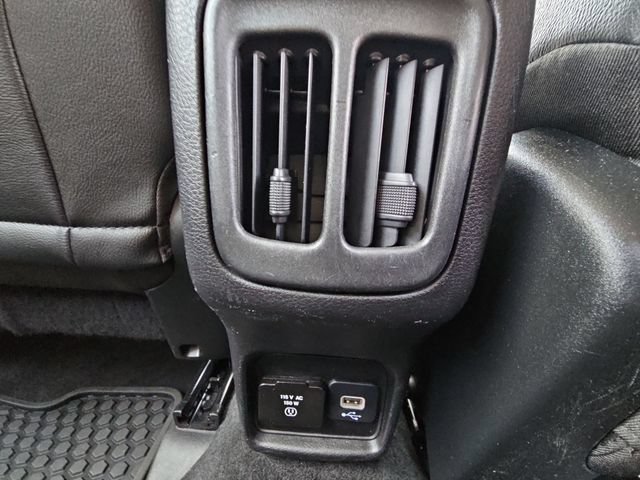 Used 2019 Jeep Compass Latitude w/ Cold Weather Group AWD/4WD image 23