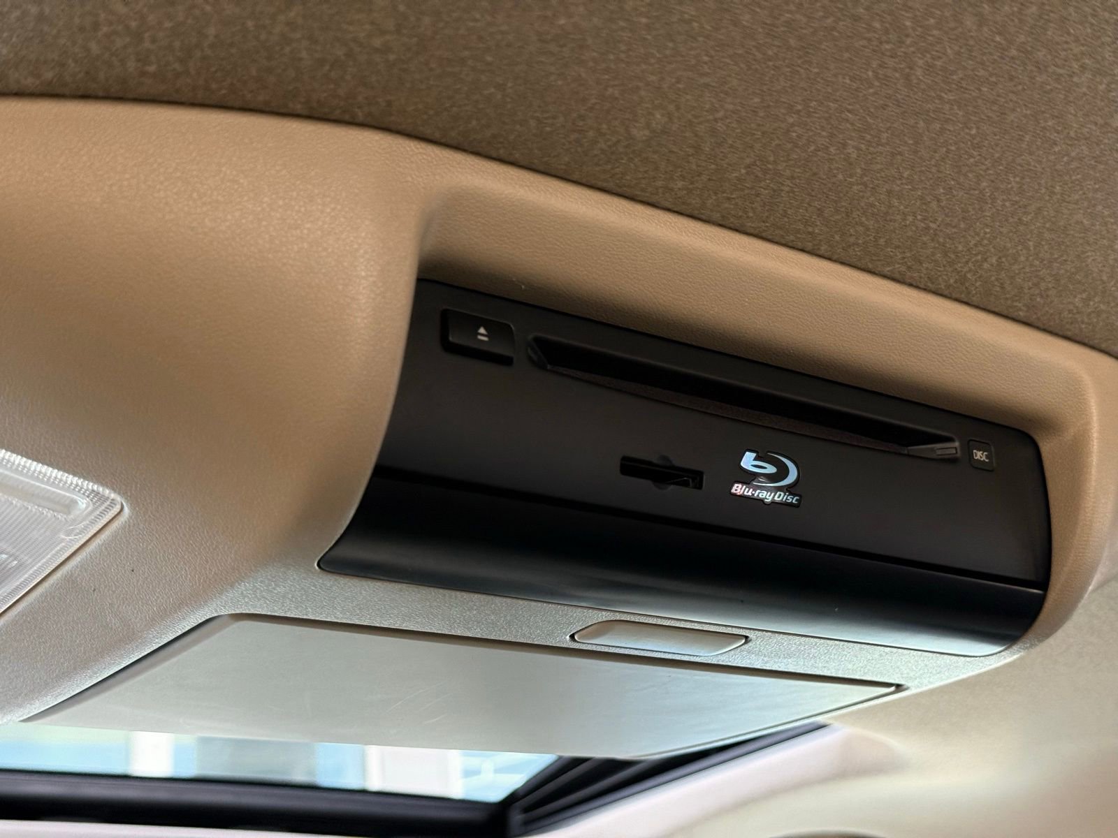 Used 2013 Toyota Sequoia Platinum image 52