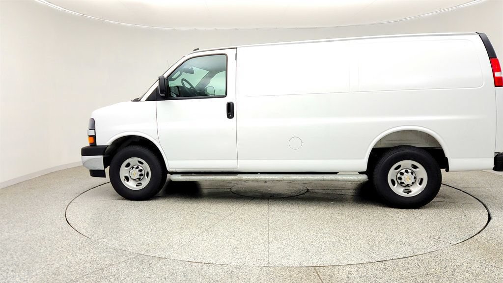 Used 2025 Chevrolet Express 2500 w/ Driver Convenience Package RWD image 8