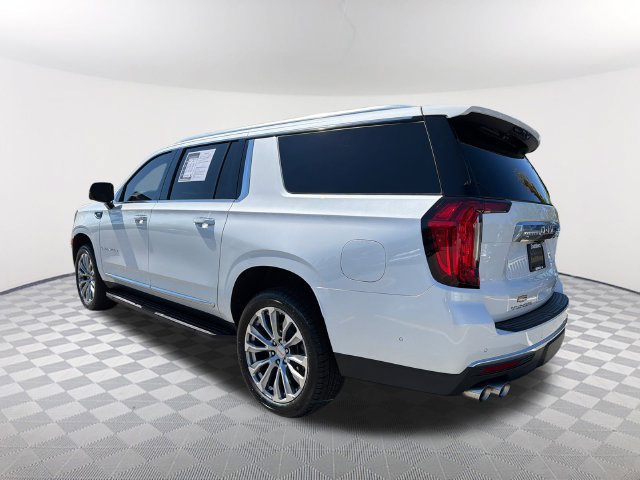 Used 2024 GMC Yukon XL Denali w/ Advanced Technology Package AWD/4WD image 7