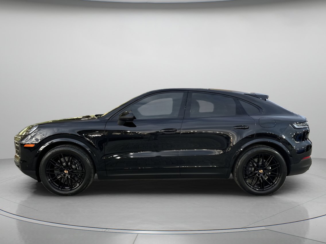 Used 2025 Porsche Cayenne E-Hybrid Coupe image 5