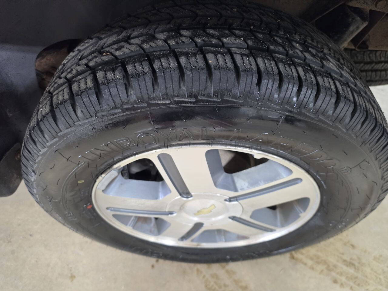 Used 2005 Chevrolet TrailBlazer EXT 4WD w/ LS Preferred Equipment Group image 12