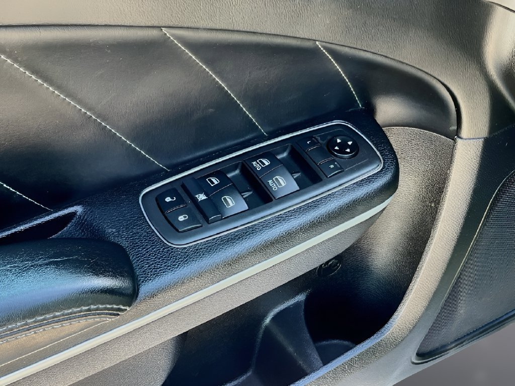 Used 2021 Dodge Charger Scat Pack w/ Dynamics Package RWD image 17
