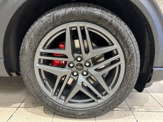 New 2026 Ford Explorer ST image 29