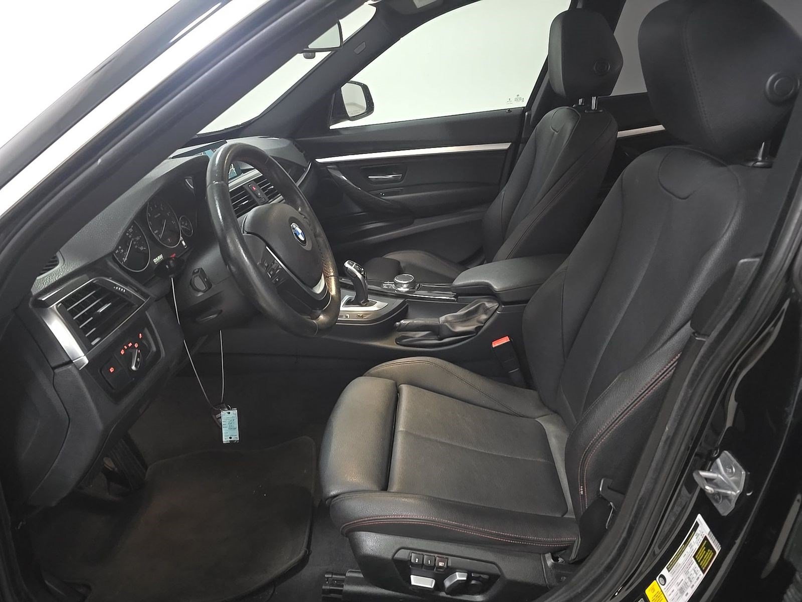 Used 2018 BMW 330i Gran Turismo xDrive AWD/4WD image 10