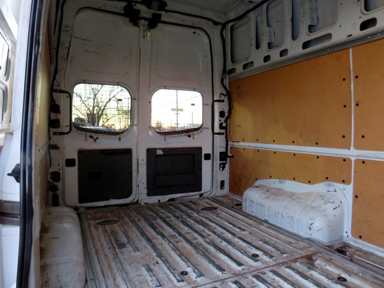 Used 2012 Nissan NV 2500 SV w/ Side Curtain Airbag Pkg image 17