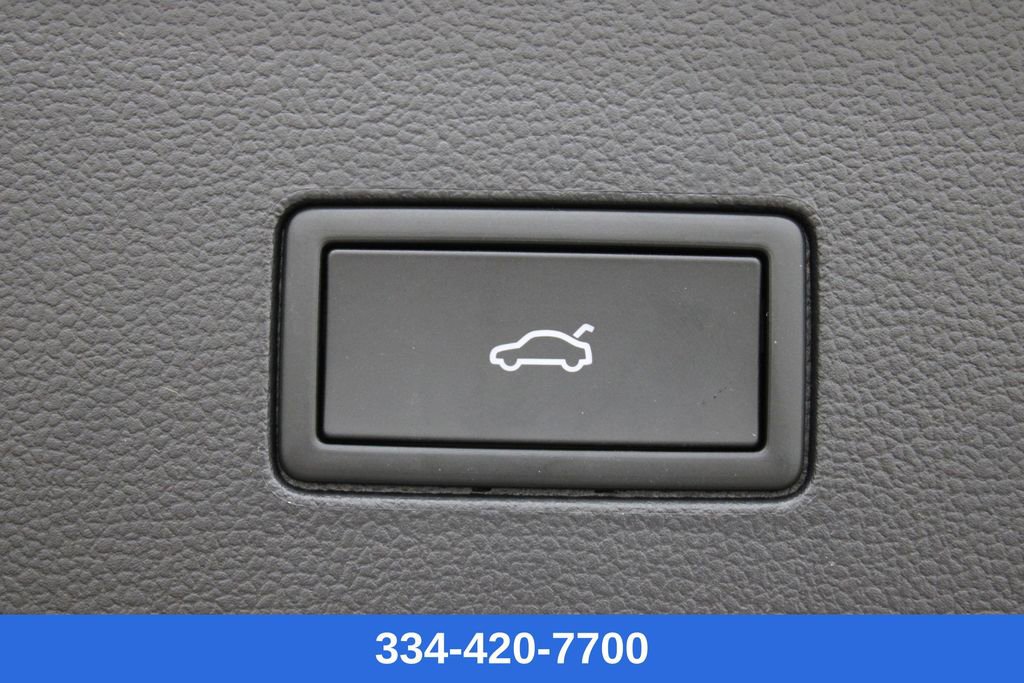 New 2025 Volkswagen Atlas Cross Sport SEL Premium R-Line image 30