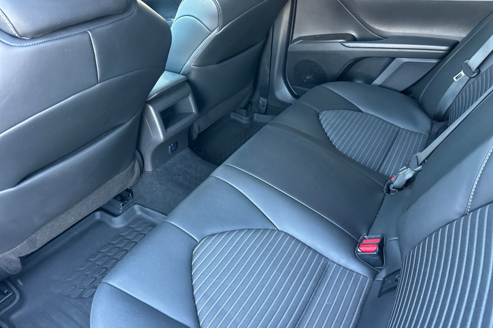 Certified 2024 Toyota Camry SE FWD image 12