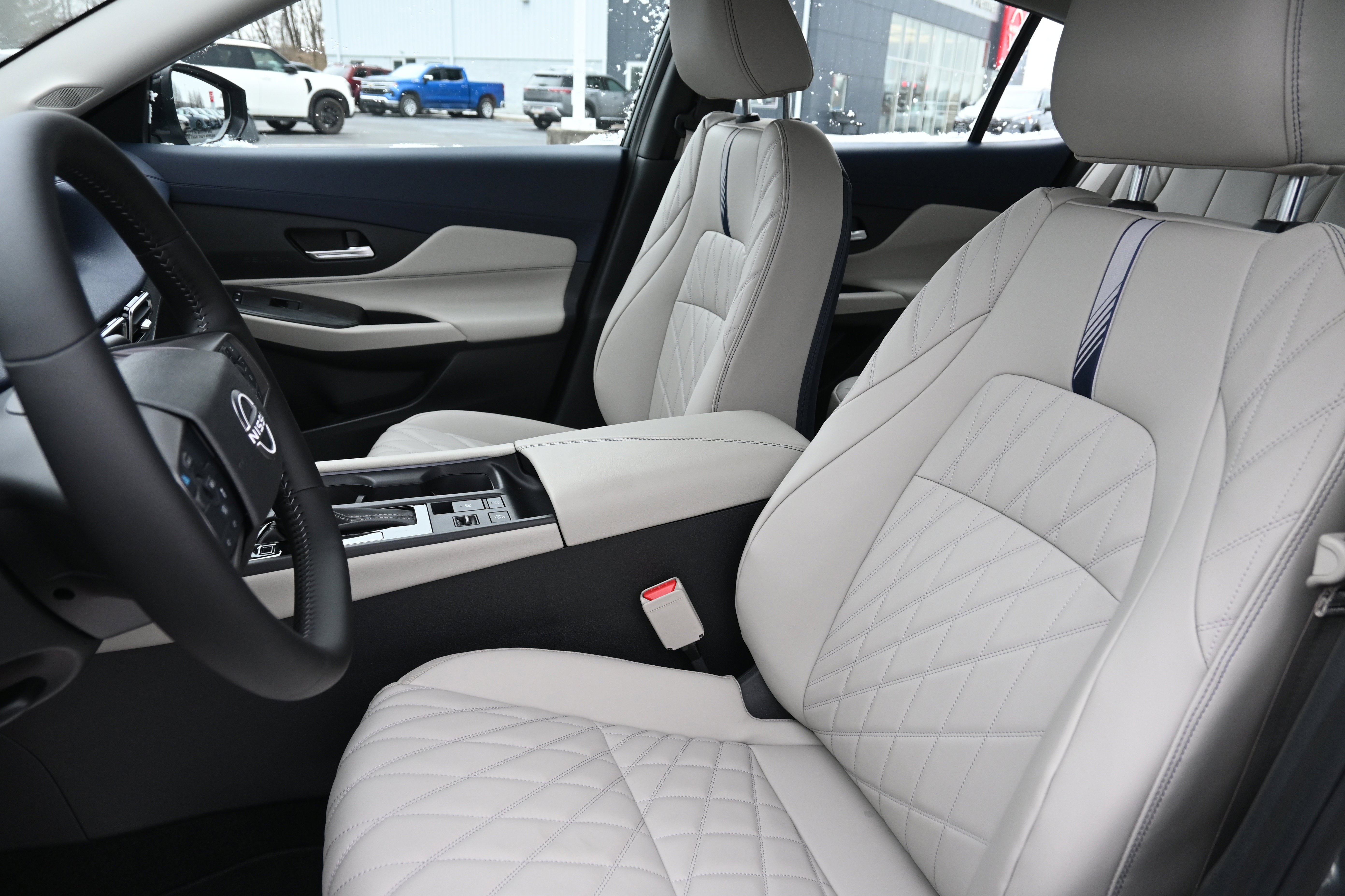New 2026 Nissan Sentra SL w/ Floor Mat Package FWD image 22