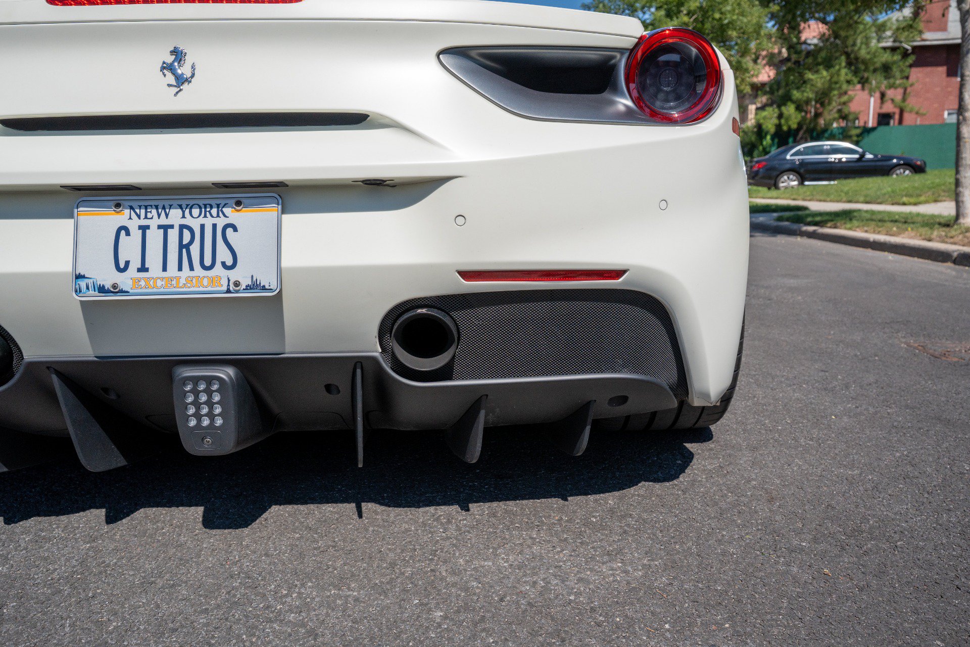 Used 2018 Ferrari 488 GTB RWD image 42