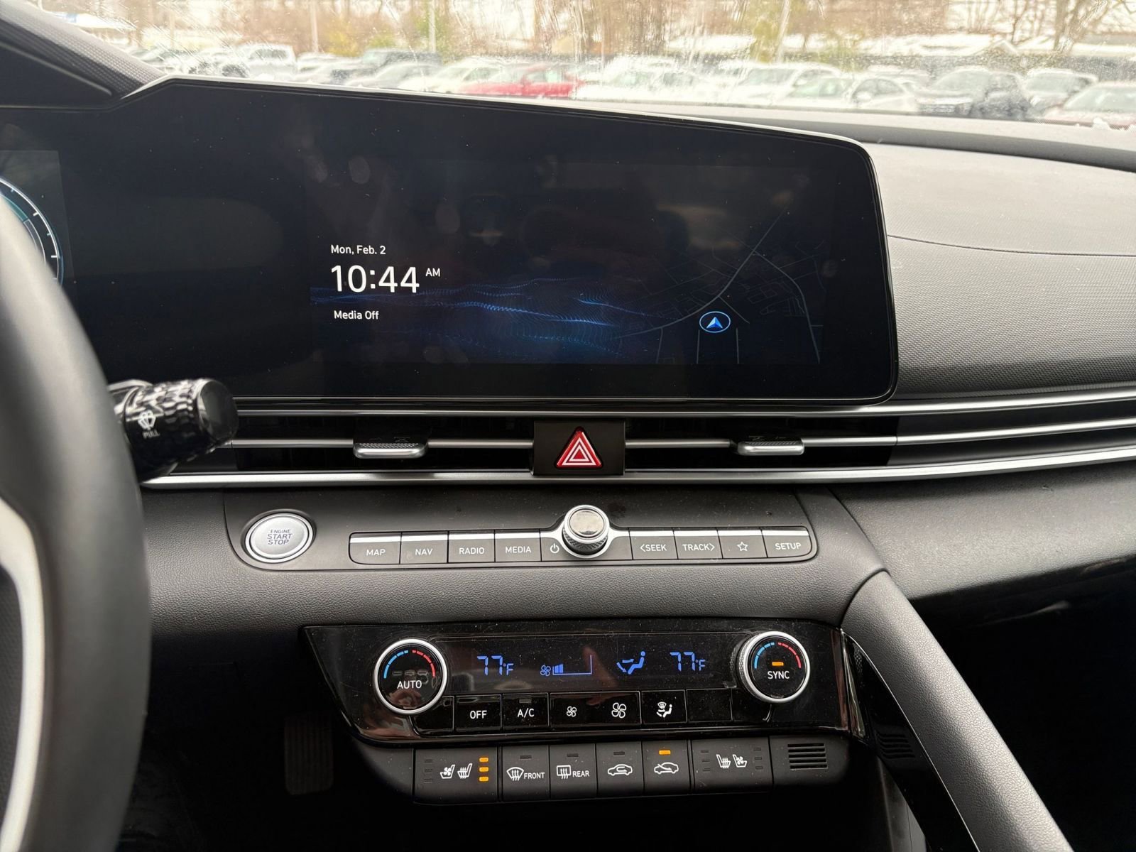 Used 2025 Hyundai Elantra Limited image 17