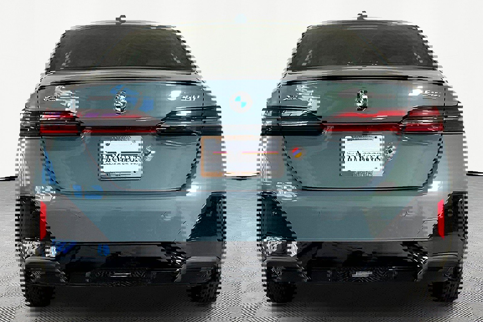 New 2026 BMW 530i xDrive w/ M Sport Package image 7