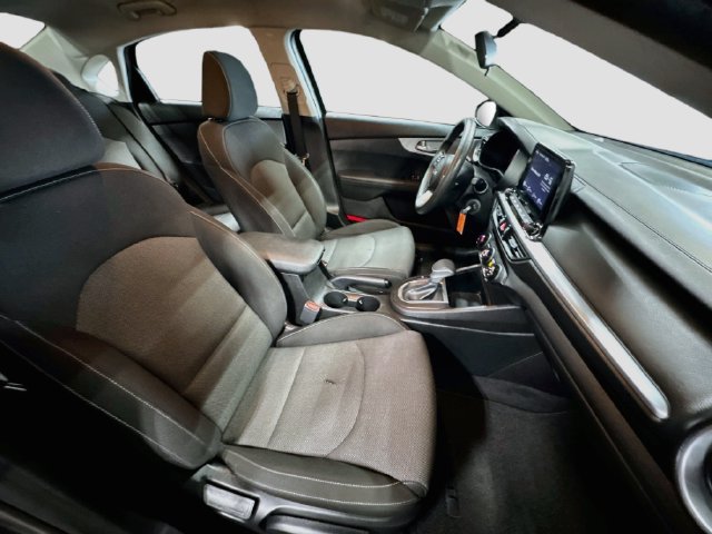 Certified 2023 Kia Forte LXS FWD image 26