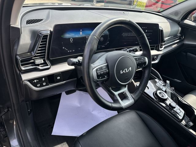 Used 2025 Kia Sportage SX Prestige image 12