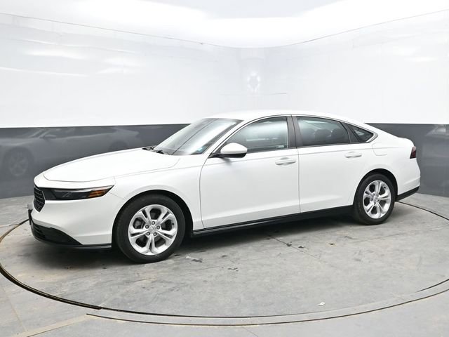 Used 2024 Honda Accord LX image 3