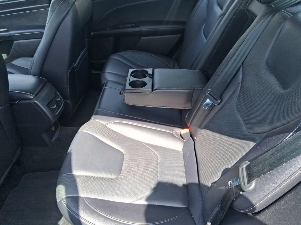Used 2017 Ford Fusion Titanium FWD image 18