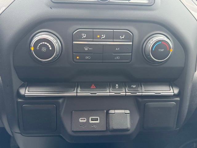 Used 2021 Chevrolet Silverado 2500 W/T image 45