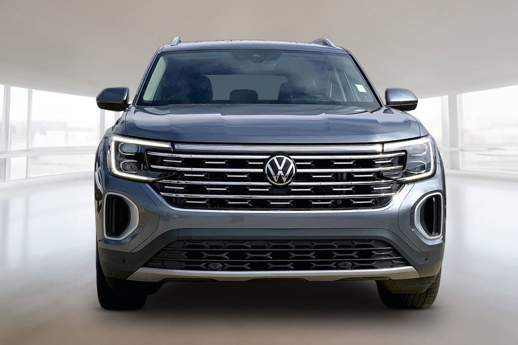 Used 2024 Volkswagen Atlas SEL AWD/4WD image 3