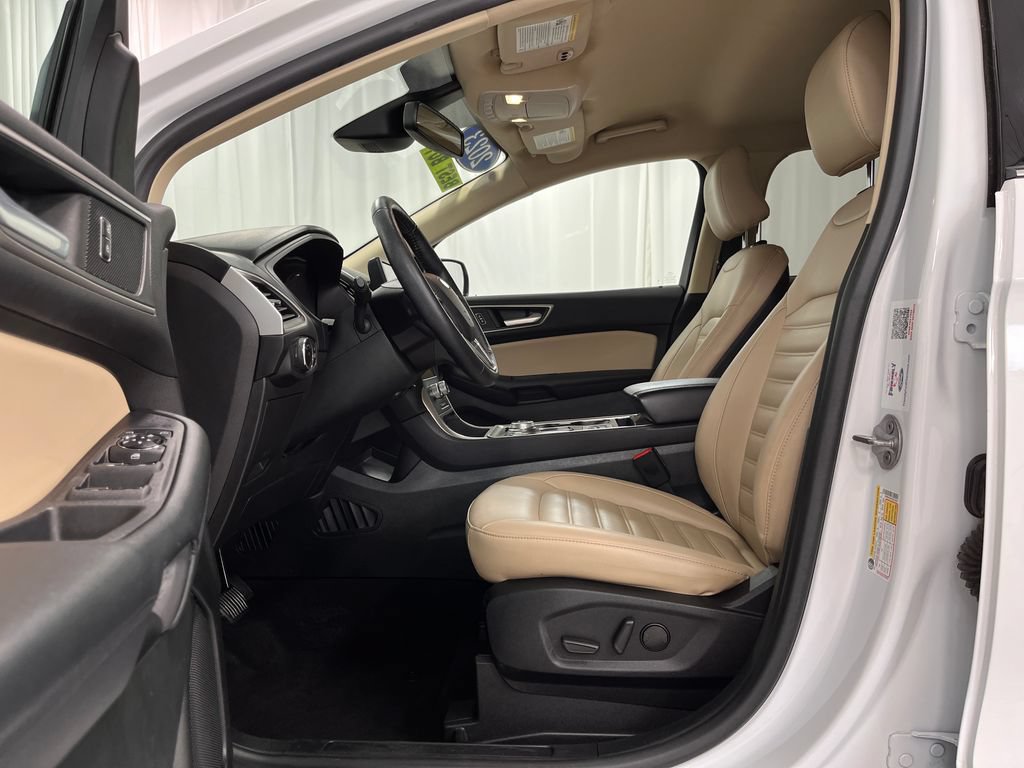 Used 2023 Ford Edge SEL w/ Convenience Package AWD/4WD image 11
