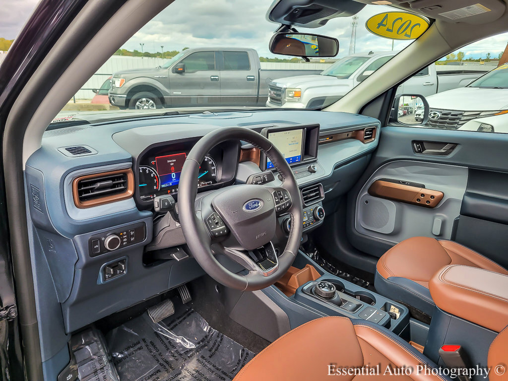 Used 2024 Ford Maverick Lariat w/ 4K Tow Package image 11