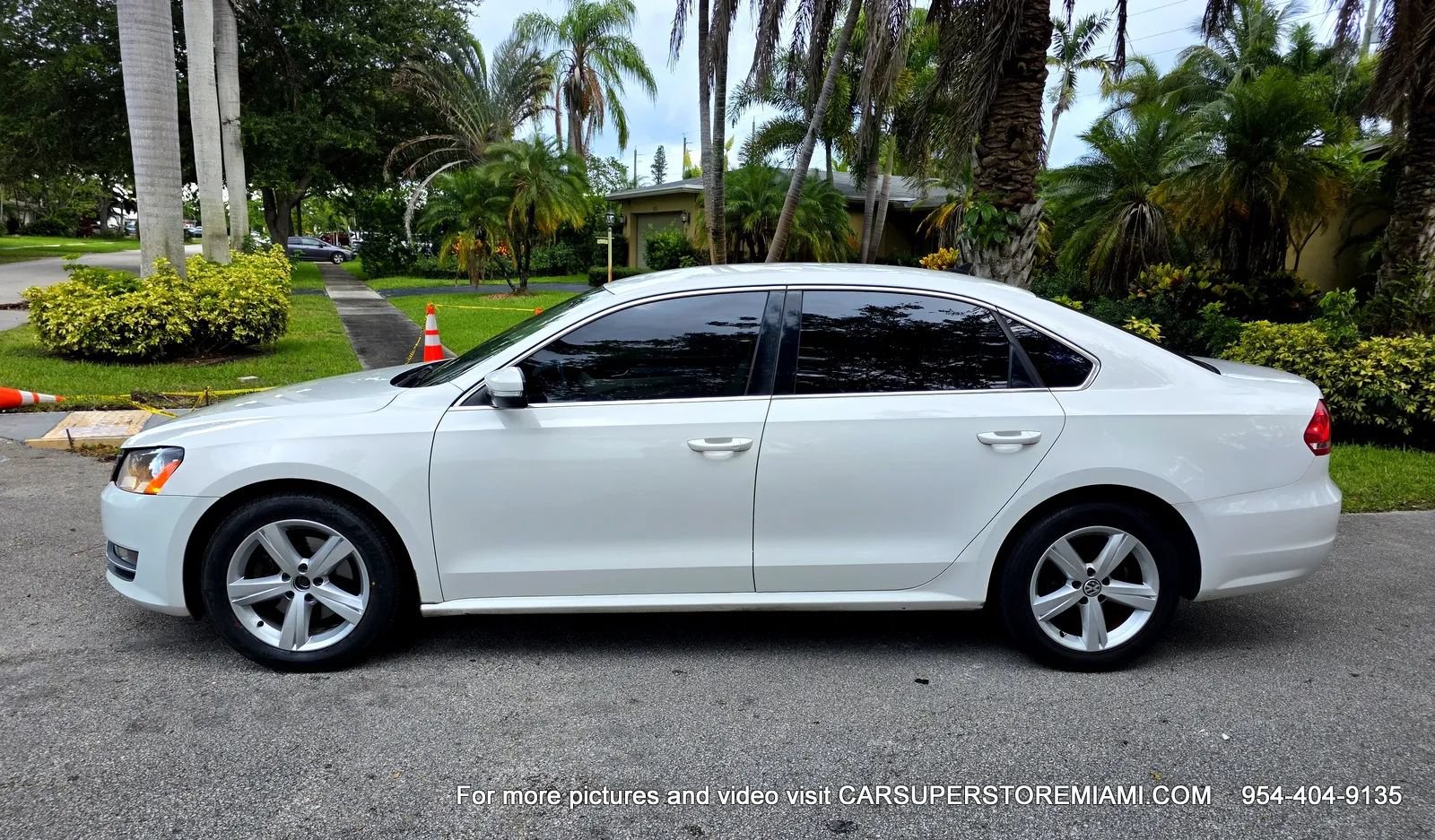 Used 2015 Volkswagen Passat 1.8T Limited Edition FWD image 11