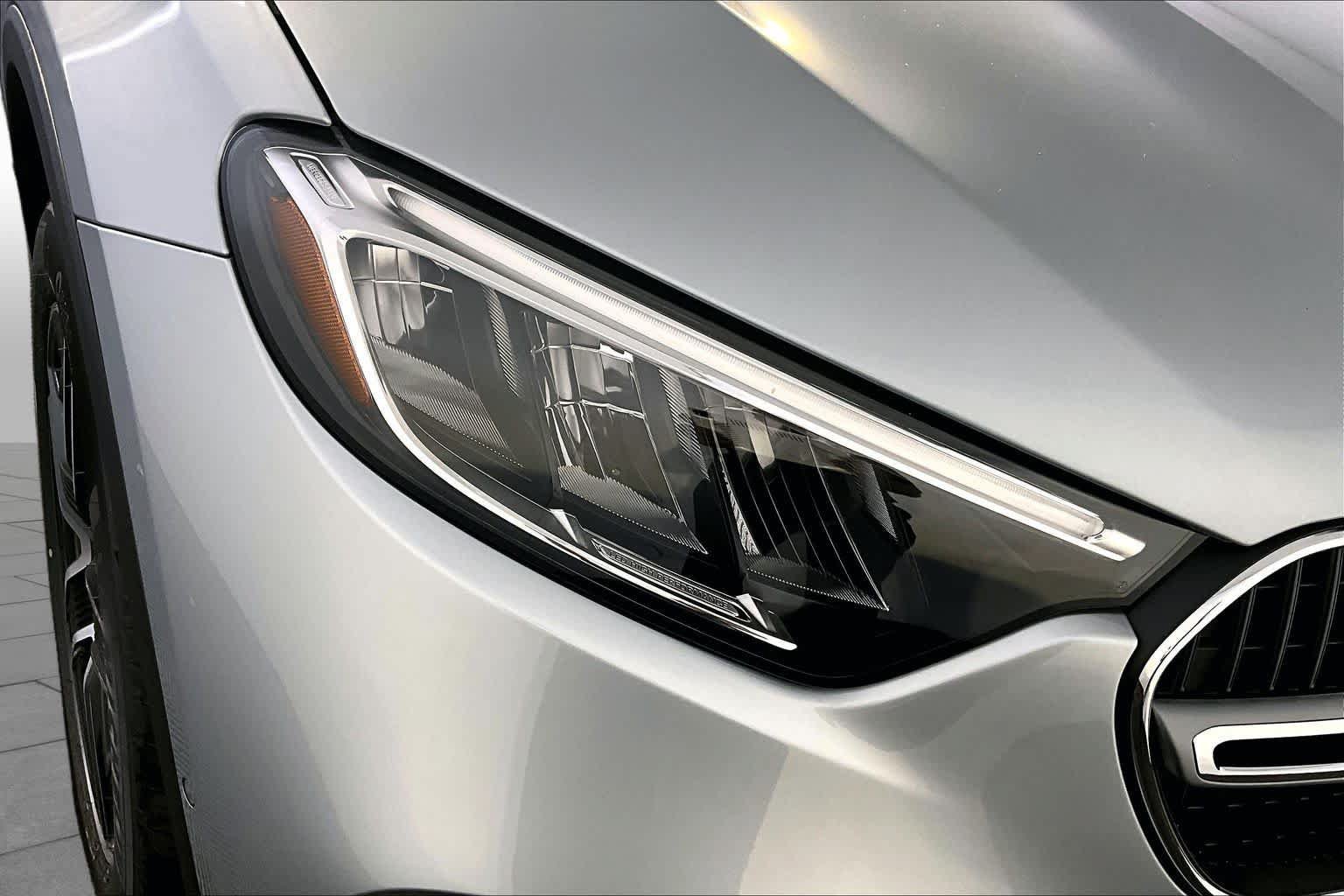 New 2027 Mercedes-Benz GLC 300 4MATIC image 16
