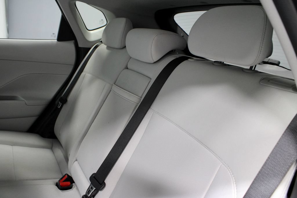 Certified 2025 Hyundai Kona SEL FWD image 23