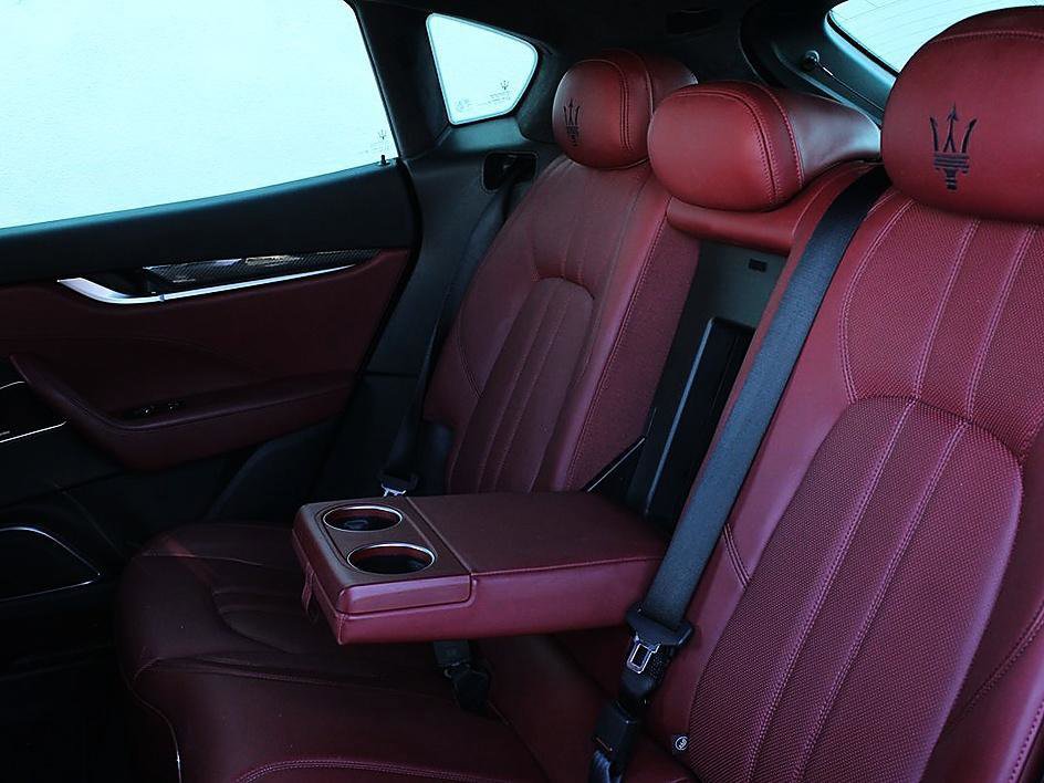 Used 2017 Maserati Levante S image 18