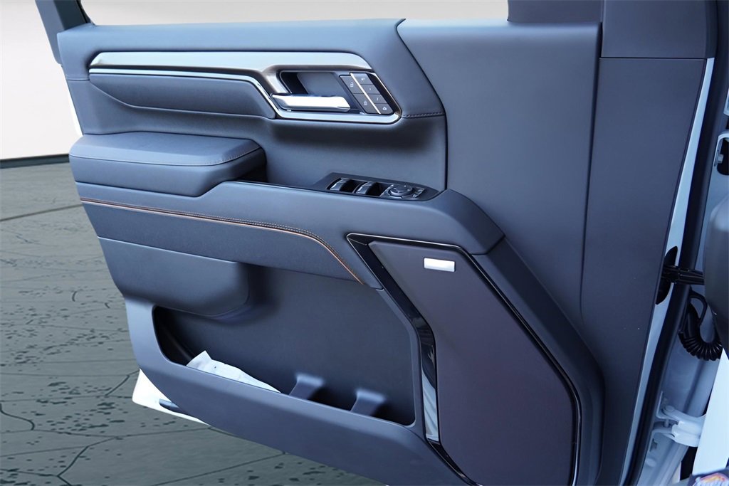 New 2026 GMC Sierra 2500 AT4 w/ AT4 Premium Plus Package image 25