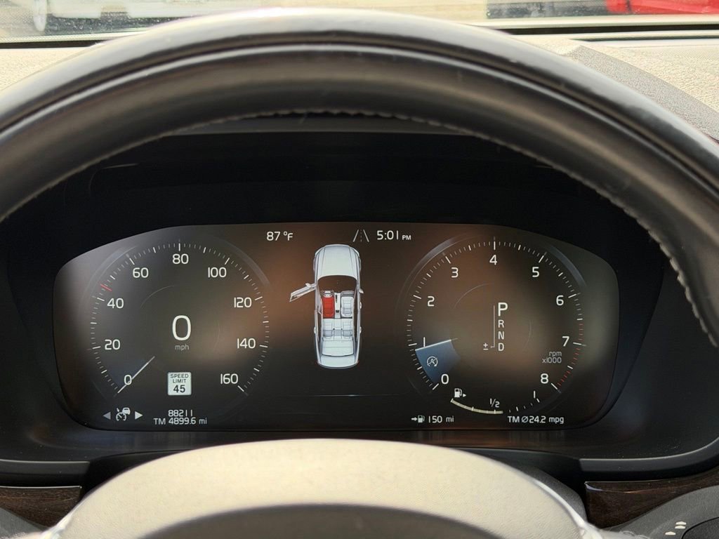 Used 2018 Volvo S90 T5 Momentum w/ Convenience Package FWD image 17