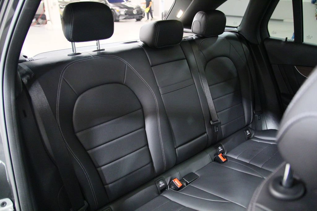 Used 2022 Mercedes-Benz GLC 300 4MATIC image 26