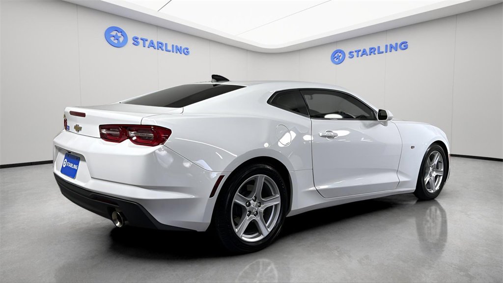 Used 2022 Chevrolet Camaro LT image 9
