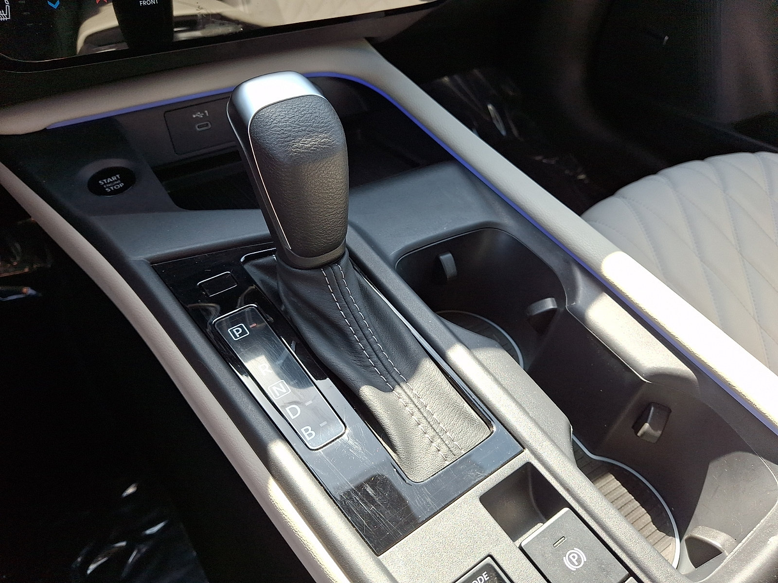 Used 2026 Nissan Sentra SL w/ Floor Mat Package FWD image 14
