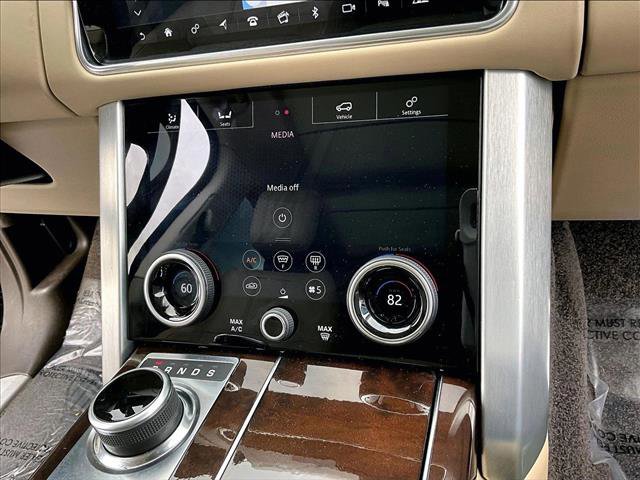 Used 2022 Land Rover Range Rover Westminster Edition image 24