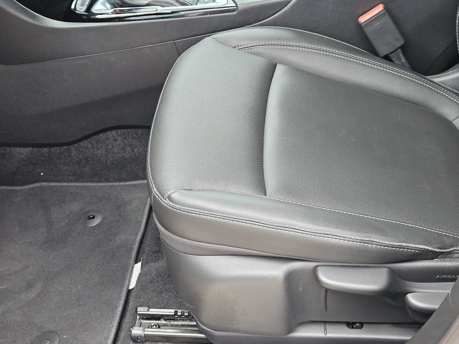 Used 2024 Buick Encore GX Sport Touring FWD image 28