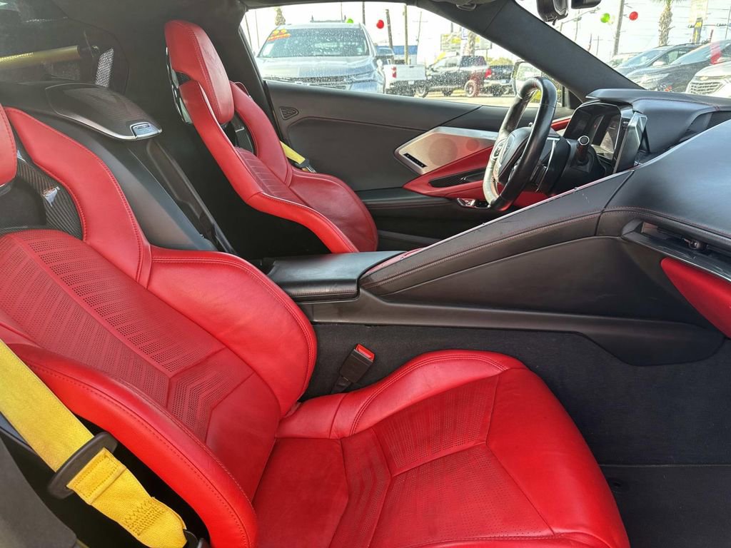 Used 2020 Chevrolet Corvette Stingray Premium Cpe w/ 3LT Preferred Equipment Group image 10