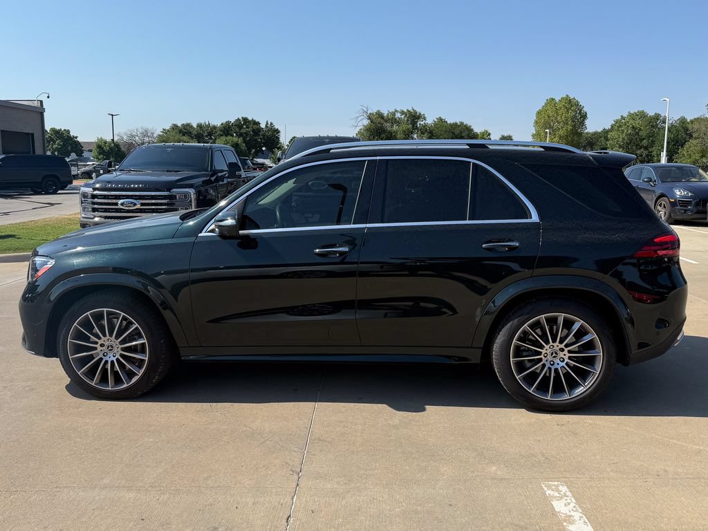 Used 2025 Mercedes-Benz GLE 450 4MATIC image 2