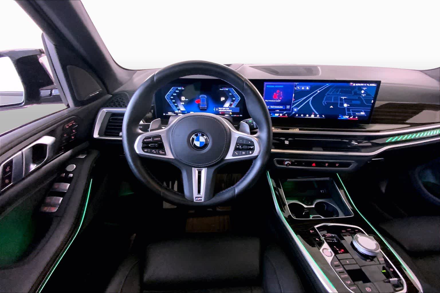 Used 2025 BMW X7 M60i AWD/4WD image 5