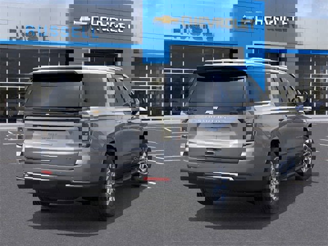 New 2026 Chevrolet Suburban LT w/ Comfort Package image 4