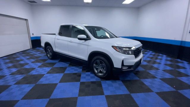 Certified 2023 Honda Ridgeline RTL image 2