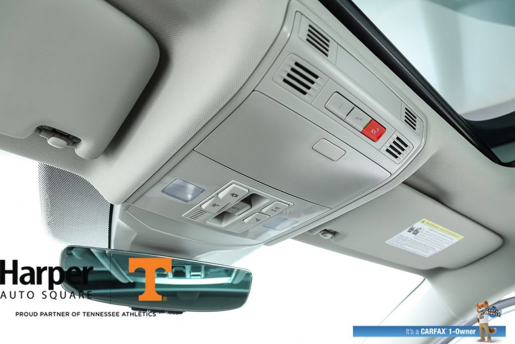 Used 2025 Volkswagen Jetta SE w/ Sunroof Package FWD image 63