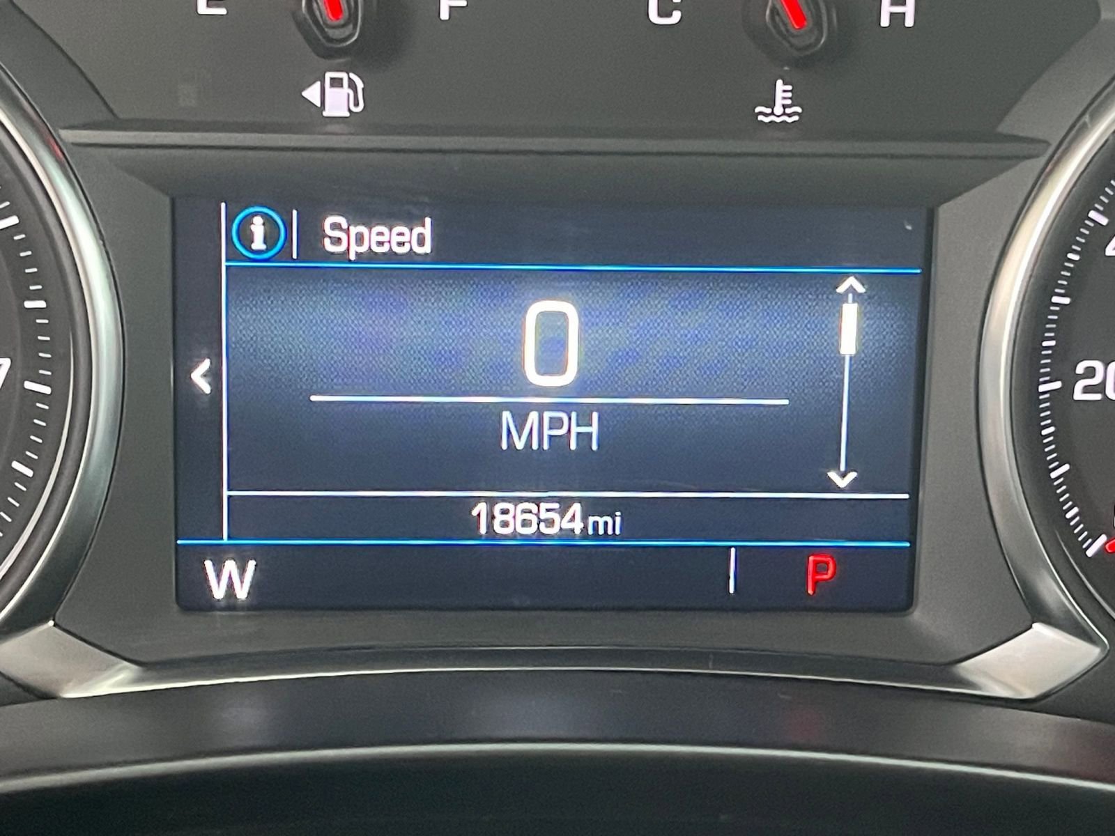 Used 2024 GMC Terrain SLE image 39