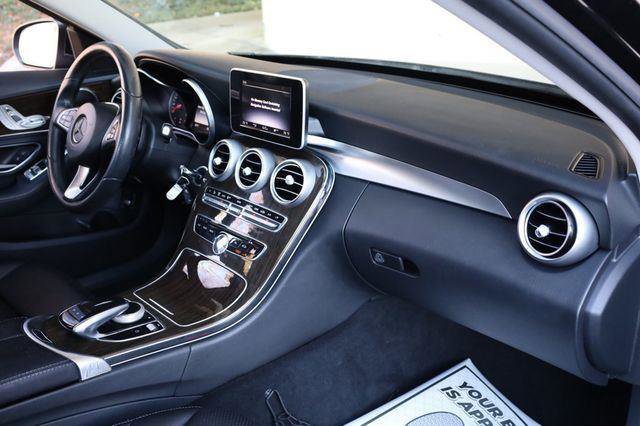 Used 2015 Mercedes-Benz C 300 Sedan image 24