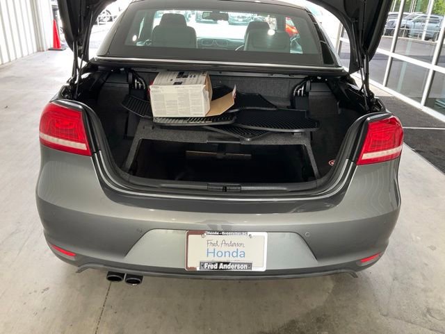 Used 2012 Volkswagen Eos Lux FWD image 5