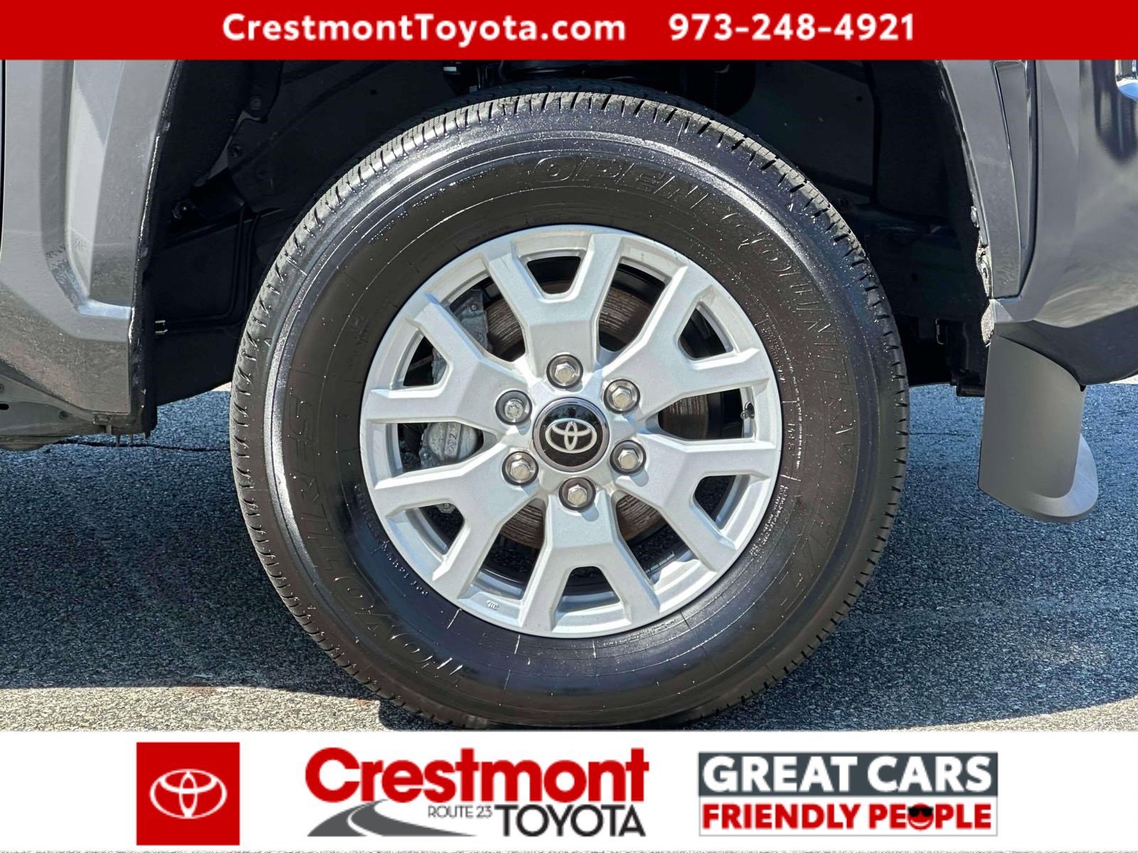 Certified 2025 Toyota Tacoma SR5 AWD/4WD image 6