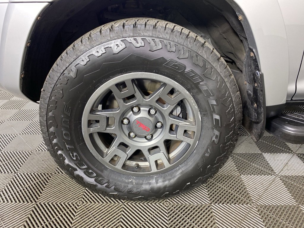 Used 2020 Toyota 4Runner SR5 Premium image 15