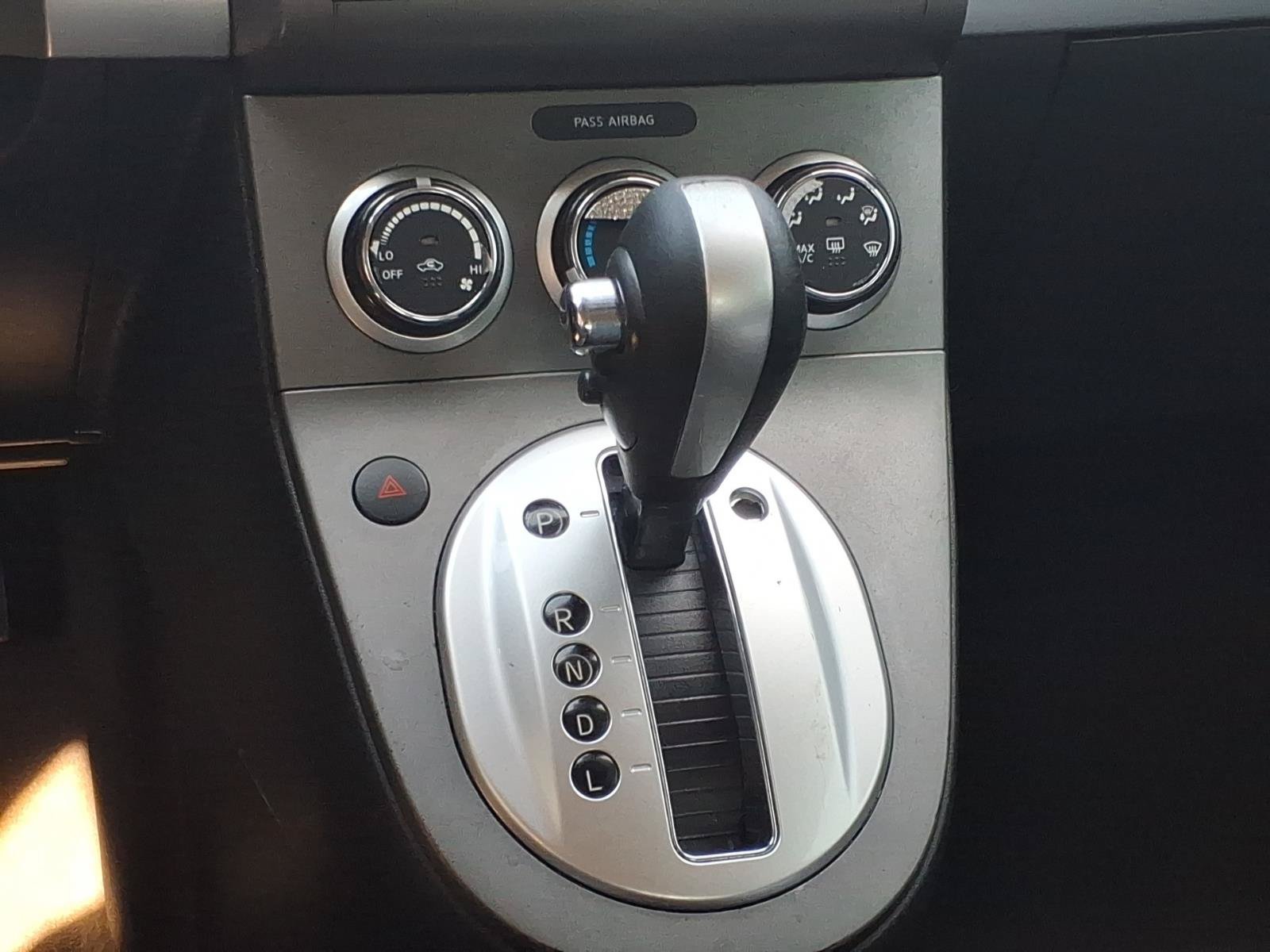 Used 2012 Nissan Sentra 2.0 FWD image 6